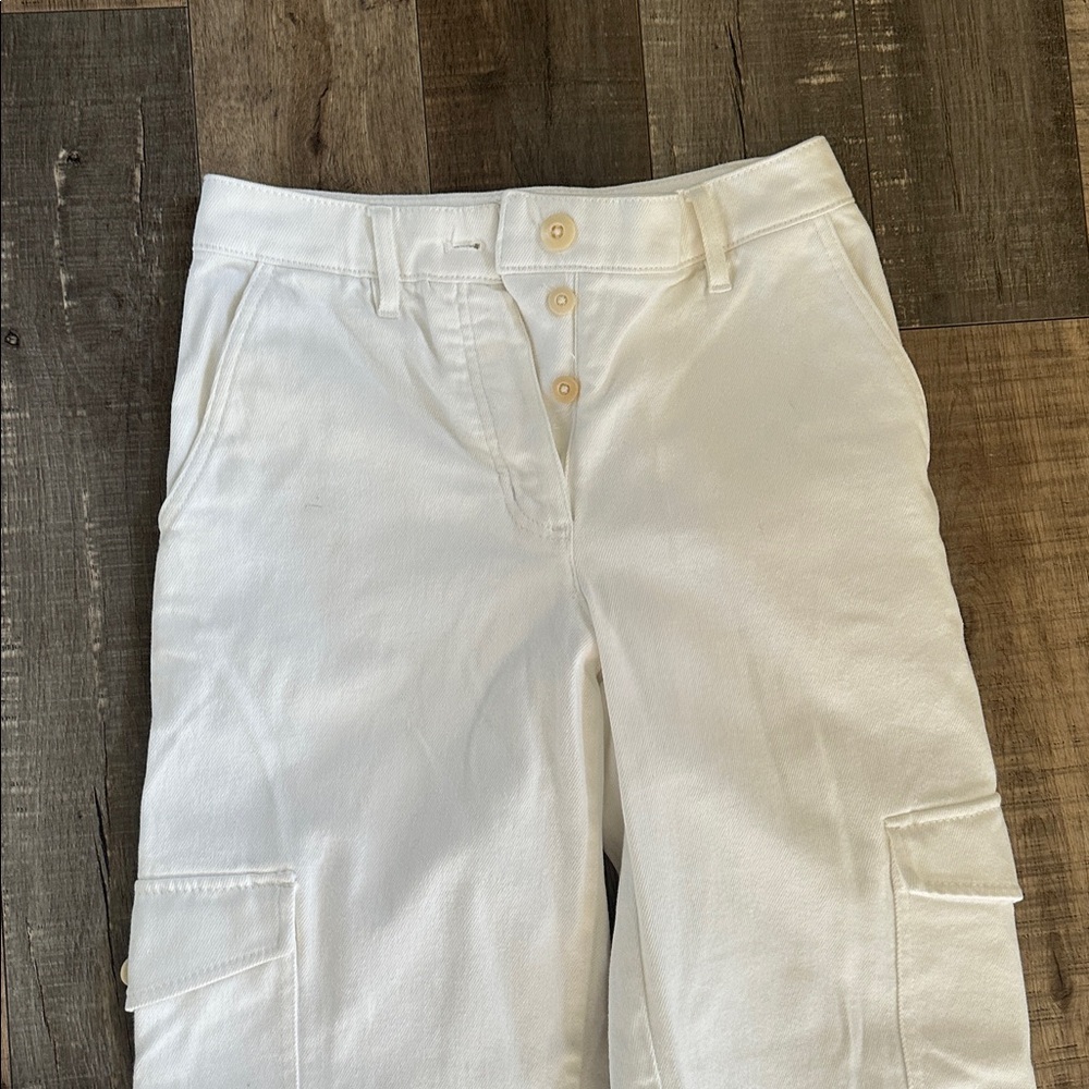 Wilfred Free x Aritzia white cargo jeans size 2 - Picture 3 of 7